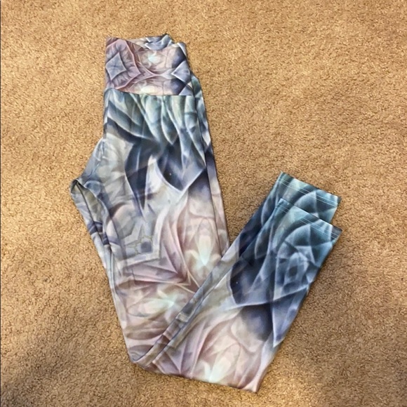 Silk Leggings - Picture 2 of 3